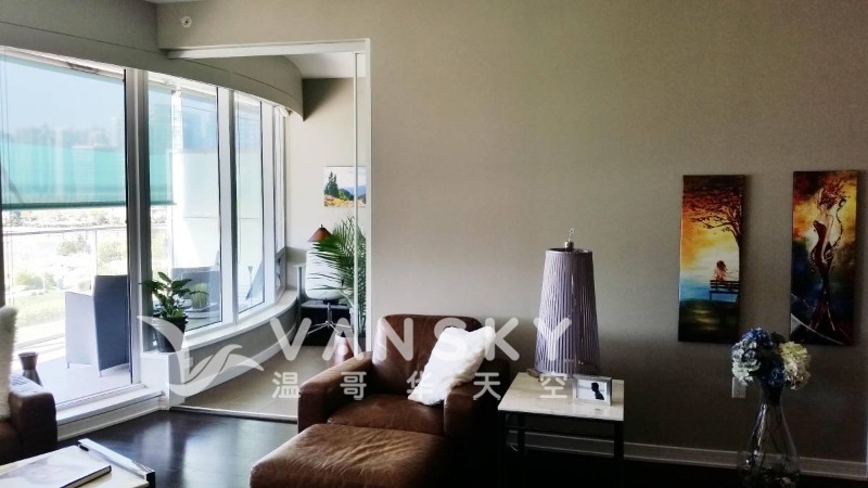 260118175731_607 181 W 1st_Living.jpg